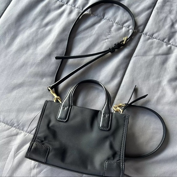 Tory Burch Black Crossbody Bag with Embossed Logo - Picture 5 of 12